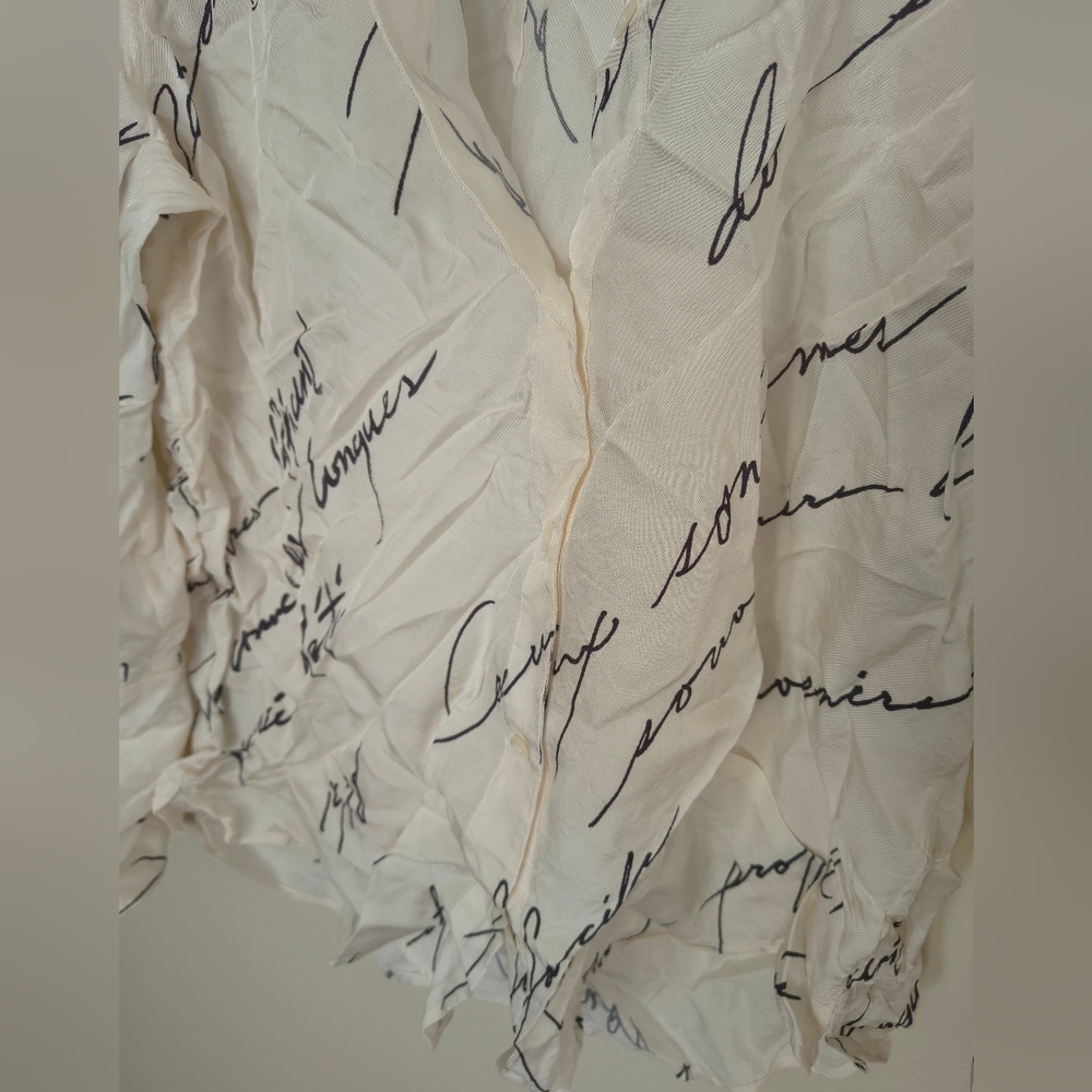 Silky Frame Script Writing Button Down Shirt Small - image 6